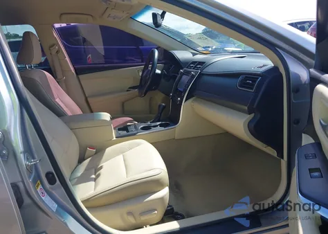 2017 Toyota Camry Hybrid Xle z USA, uszkodzony, nr VIN 4T1BD1FK9HU208518